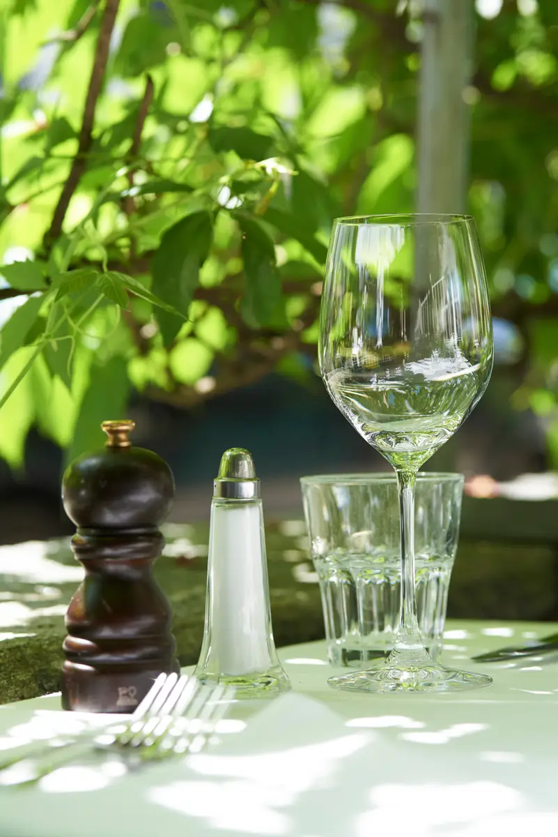 Innenraum und Ambiente der Brasserie Obstberg